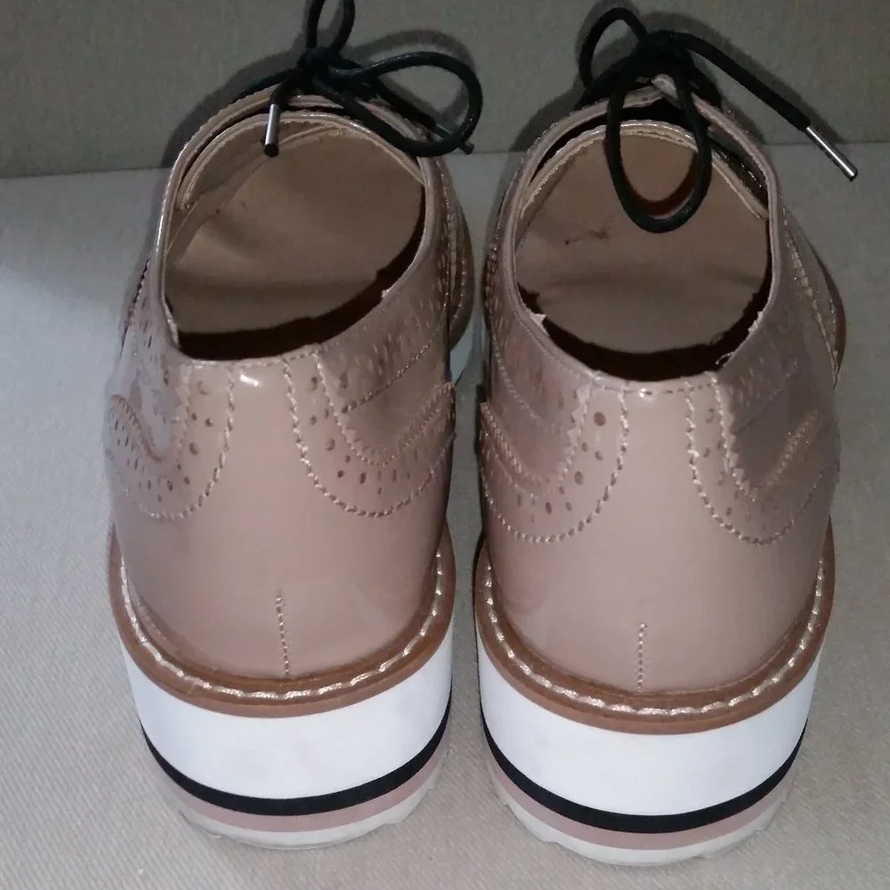 Zara Woman tan patent platform Oxford lace up shoes EUC - Picture 4 of 6